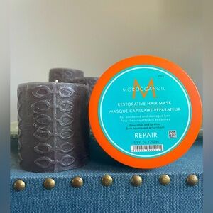 Moroccanoil Restorative Hair Mask 250mls 
For weakened and damaged hair